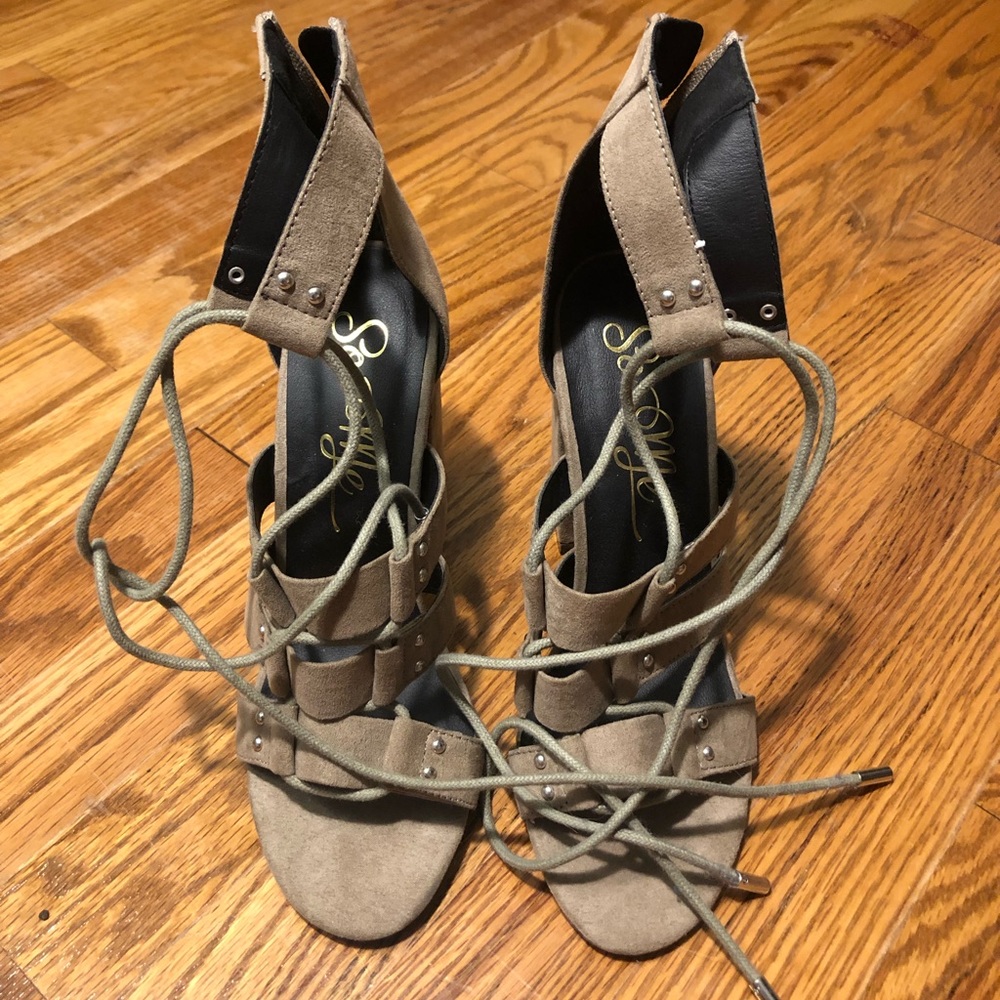 Forever 21 lace up heels
